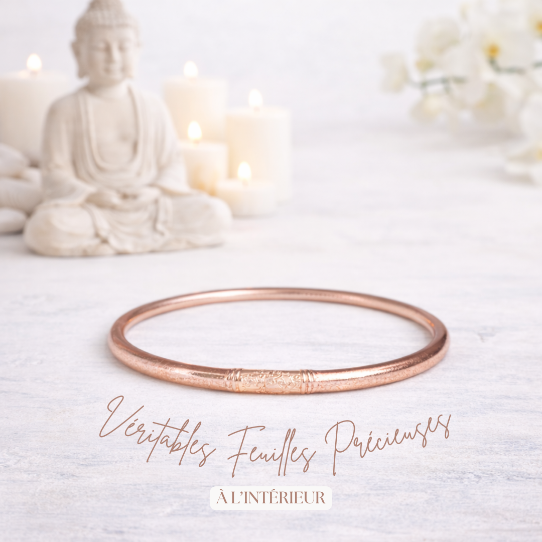 Bracelet jonc bouddhiste Kumlai or rose rempli de feuilles précieuses – Bâan Kumlaï