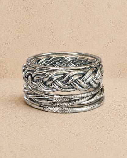 Comparaison de la gamme argent Bâan Kumlaï avec joncs bouddhistes fins, classiques, torsadés et tressés