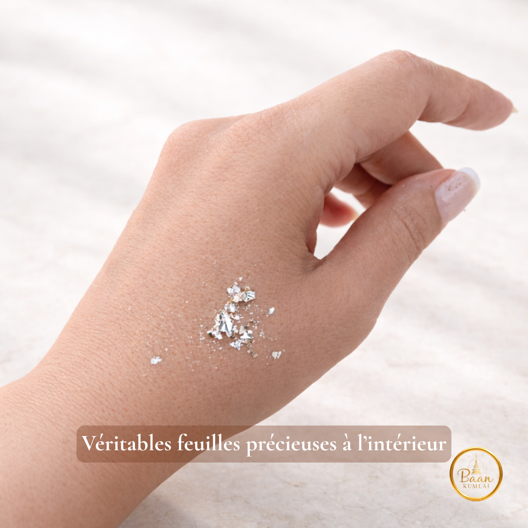 jonc bouddhiste cuivre rempli de feuilles précieuses bracelet kumlai Baan Kumlaï