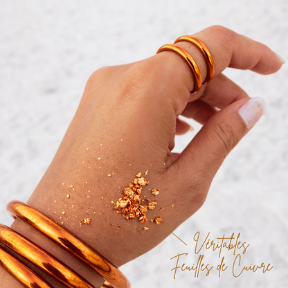 Joncs bouddhistes Kumlaï cuivre portés à la main, avec feuilles de cuivre authentiques visibles