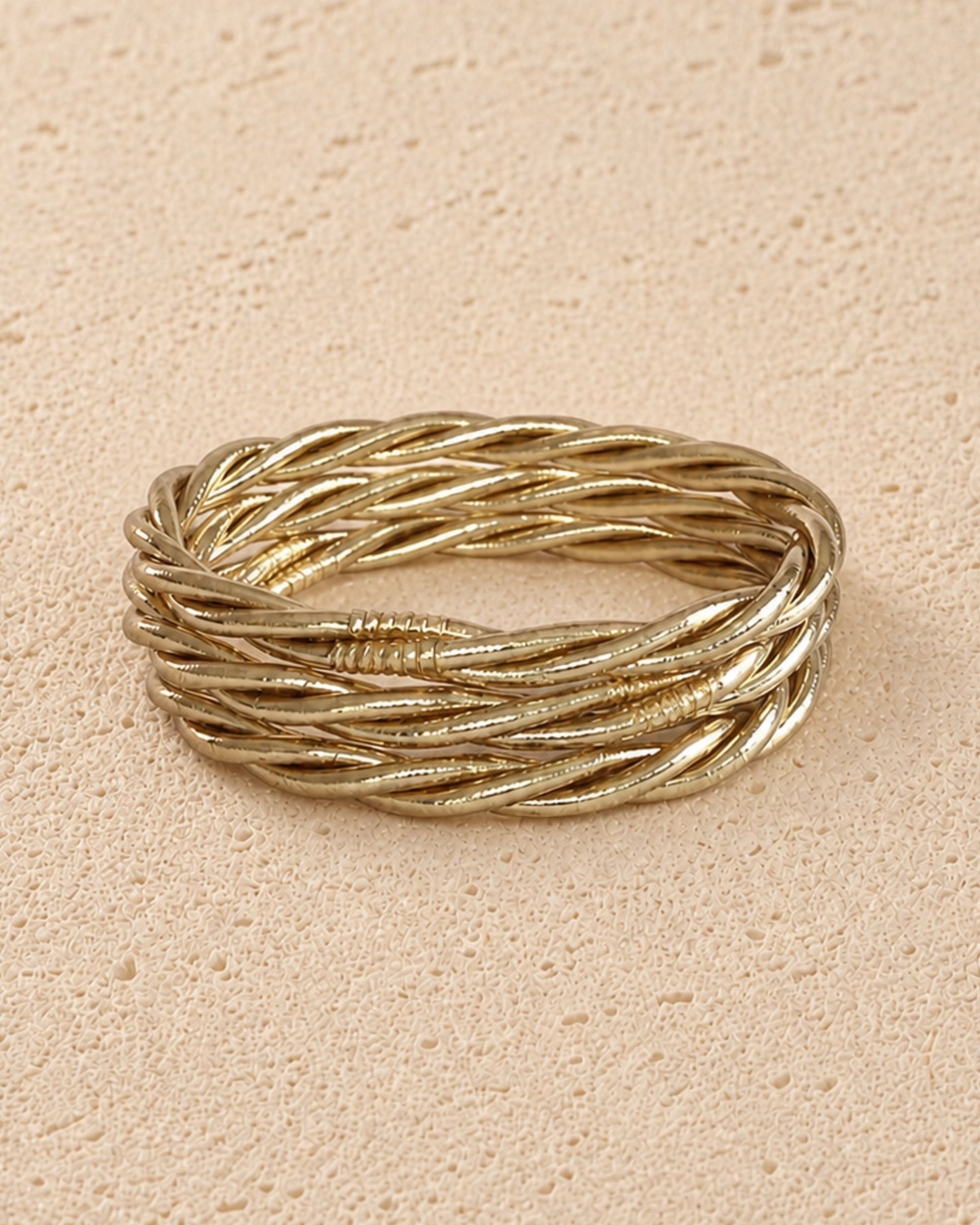 3 joncs bouddhistes or rose torsadé Bâan Kumlaï, bracelets Kumlai élégants au reflet doux et féminin